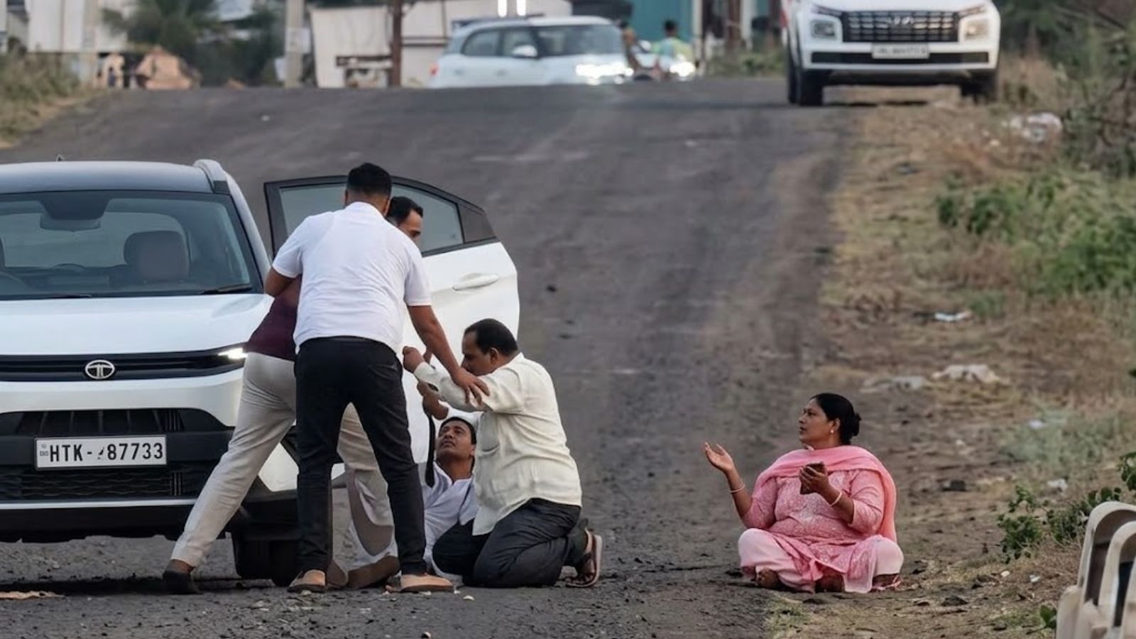 Pune Farmer Wife Allegedly Beaten Sons Land Dispute